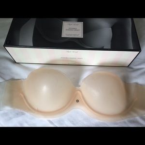 Victoria’s Secret backless strapless bra